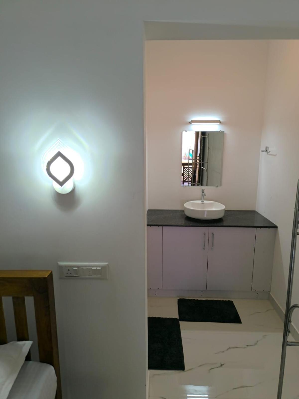 Marari Anna Beach Homestay Mararikulam Ngoại thất bức ảnh
