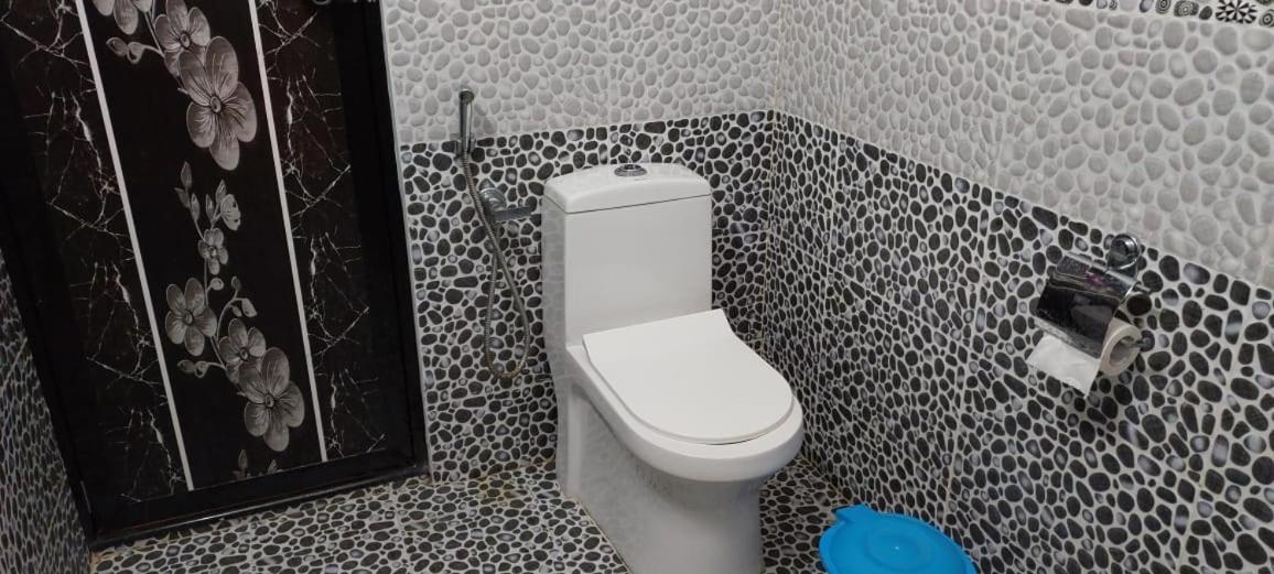 Marari Anna Beach Homestay Mararikulam Ngoại thất bức ảnh